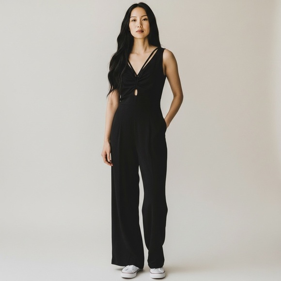 Pants - Chic Black Sleeveless Wide-Leg Jumpsuit – Size M
